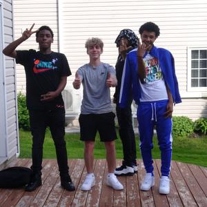 中文人妻AV久久人妻水密桃
